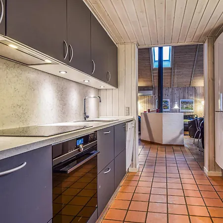 Gorgeous Home In Blavand With Sauna Blåvand